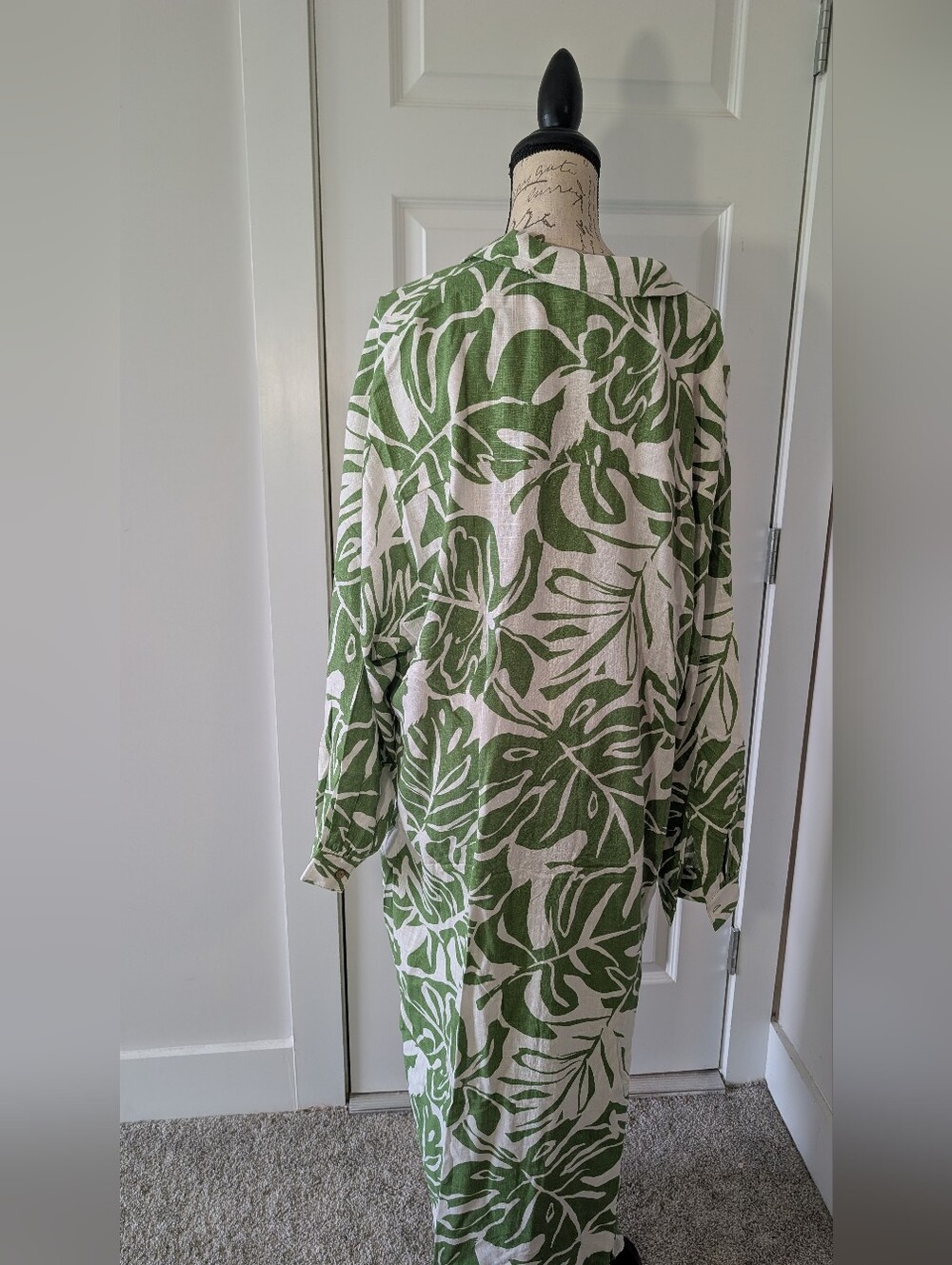 Easel Boho Oversized Green and White Leaf Print Button-Down Dress Size M - Picture 3 of 8
